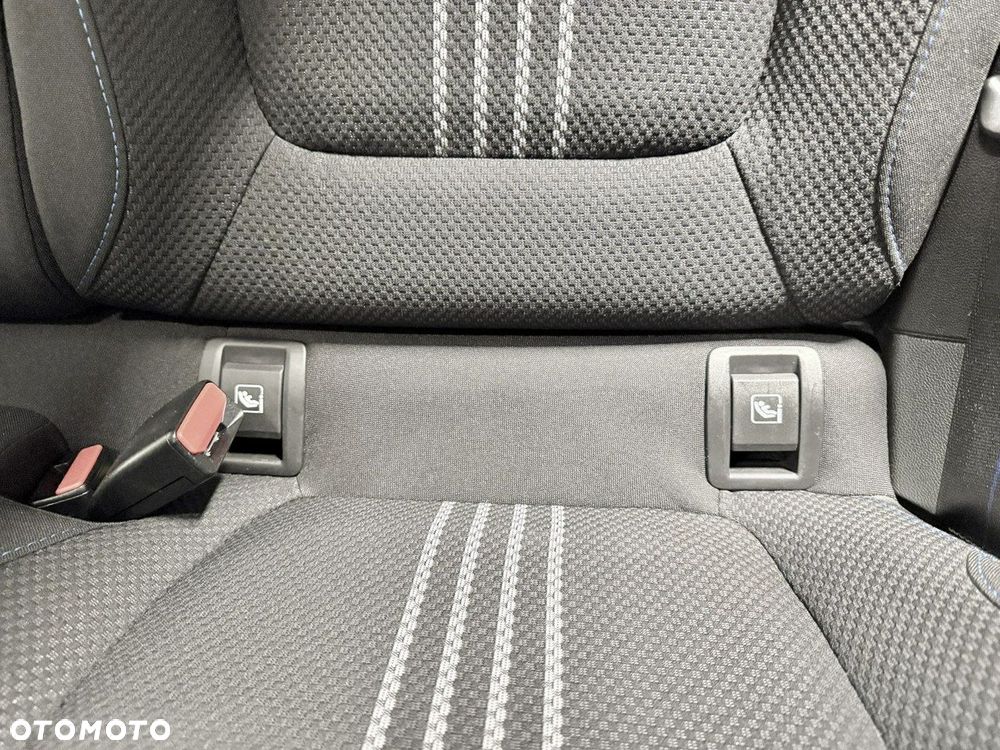 Renault Megane ENERGY TCe 205 EDC GT - 36