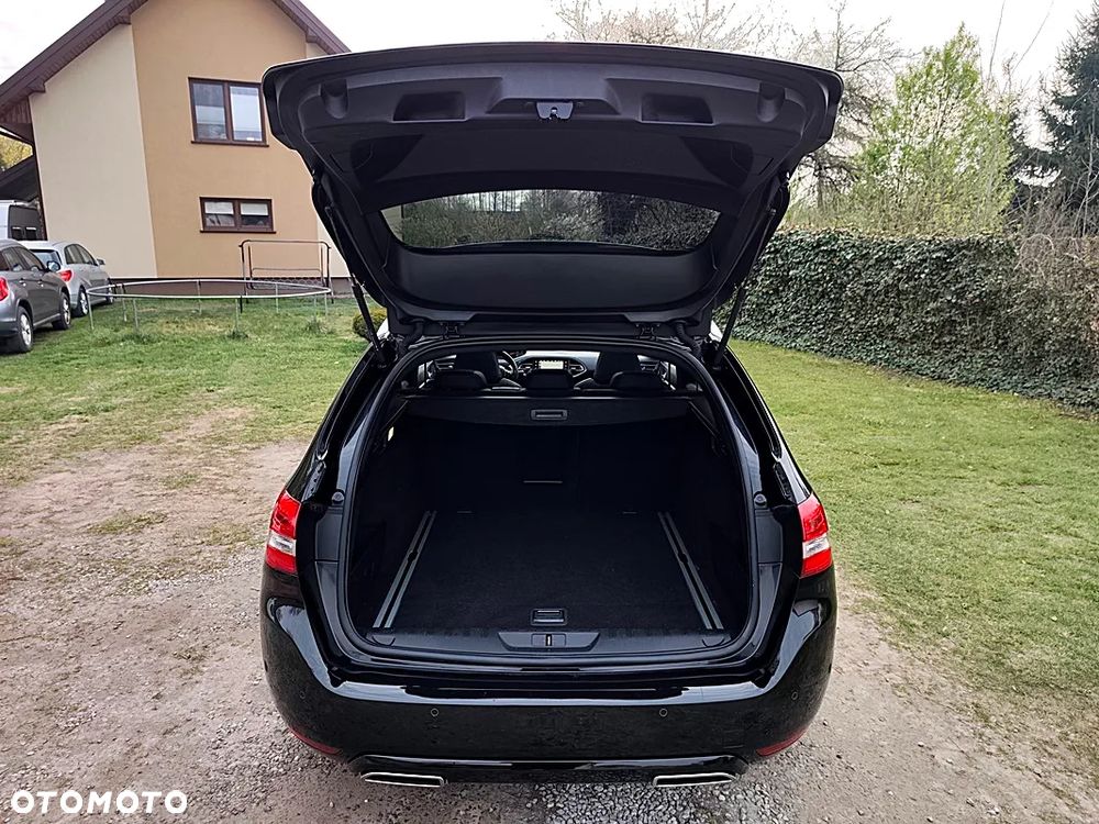 Peugeot 308 BlueHDi 180 EAT6 GT - 29