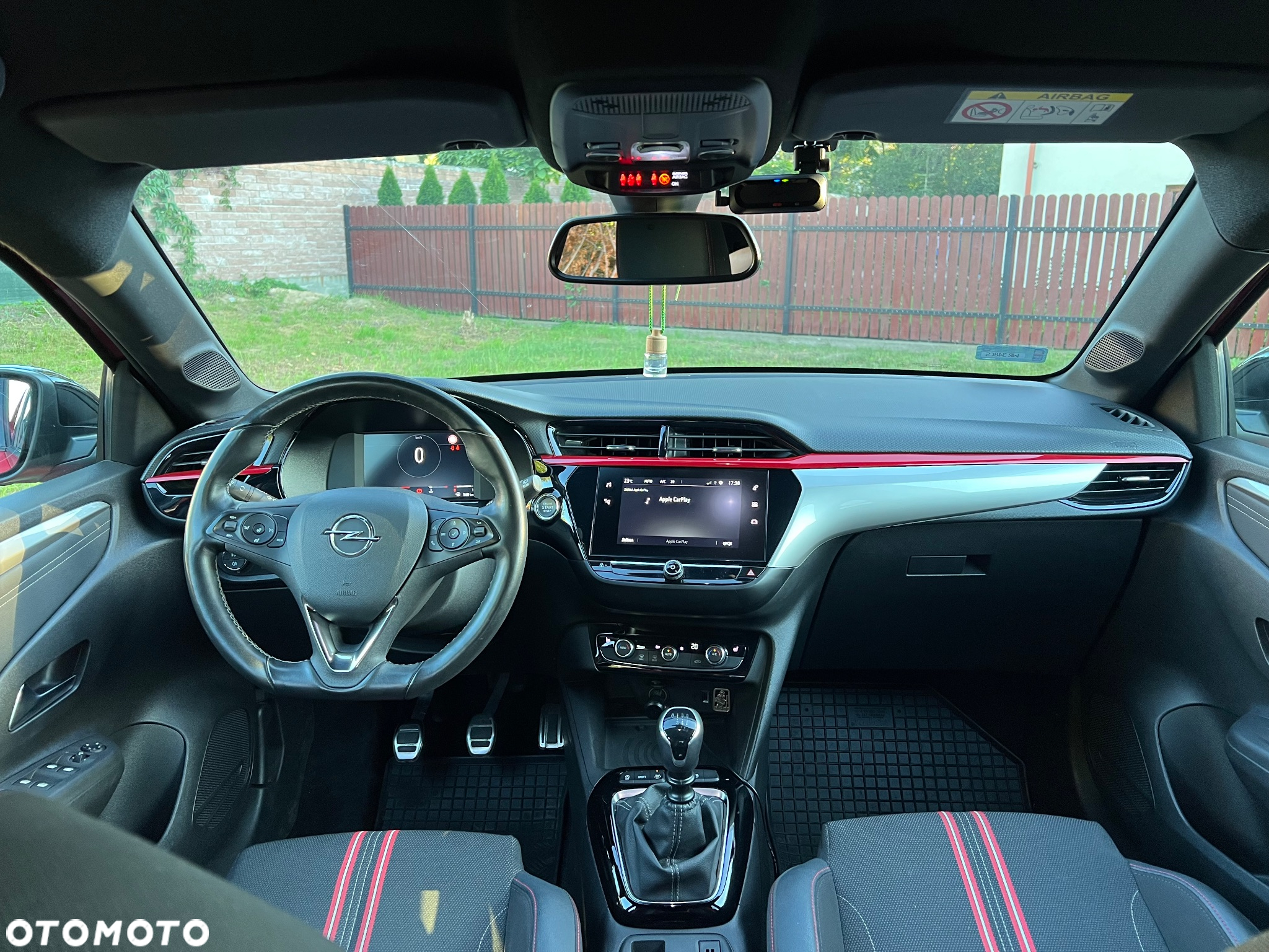 Opel Corsa 1.2 GS Line S&S - 10