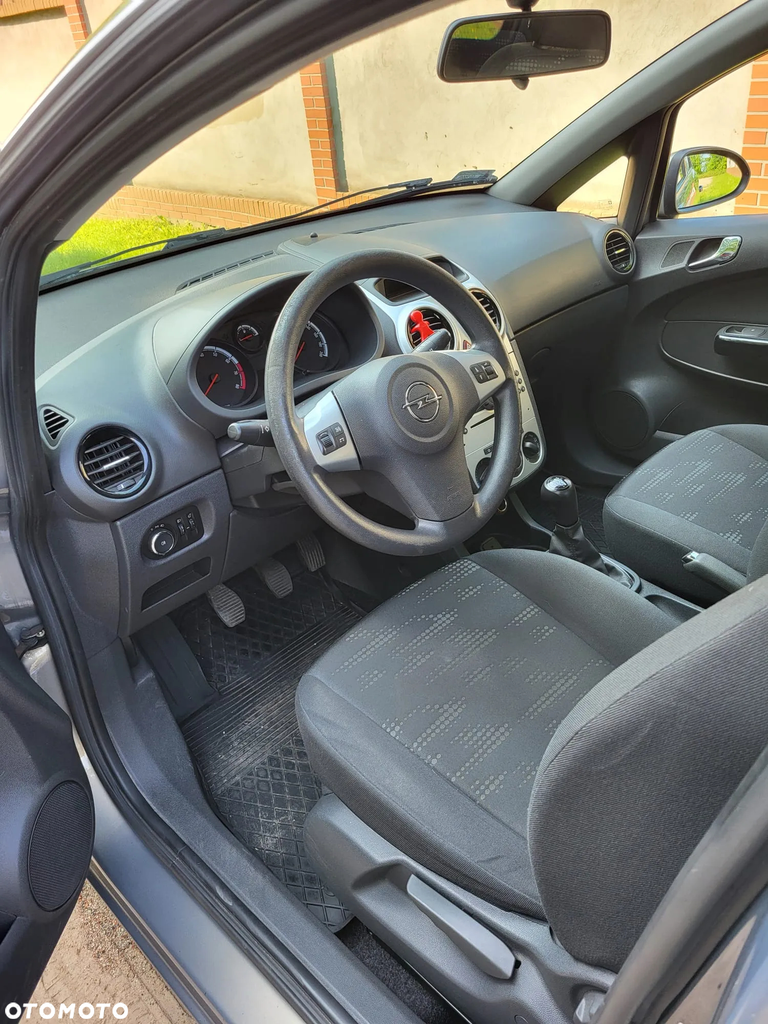 Opel Corsa - 12