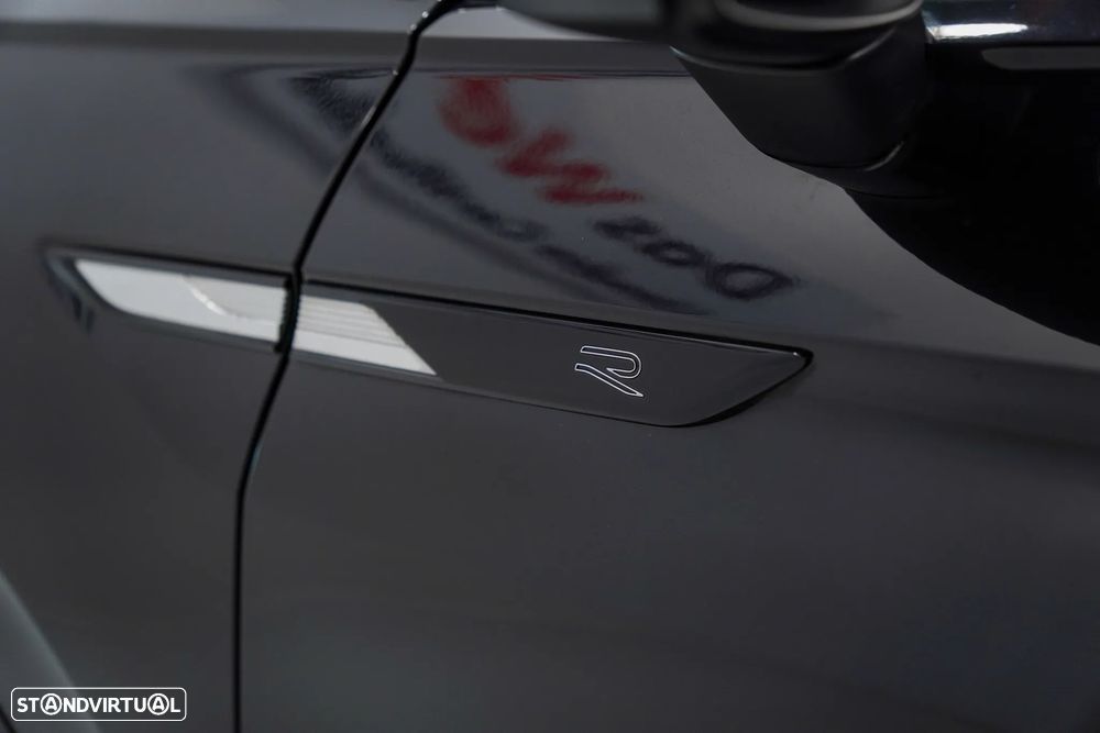 VW Tiguan 2.0 TDI R-Line DSG - 8