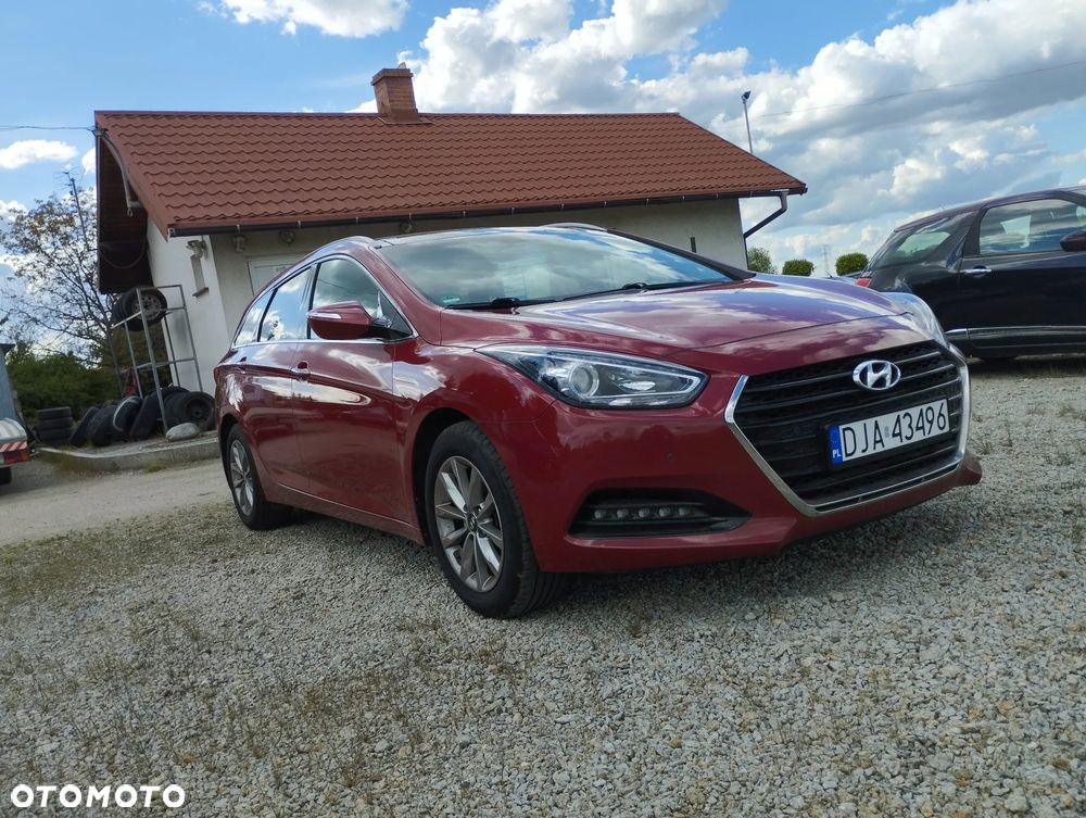 Hyundai i40 1.7 CRDi Comfort - 1
