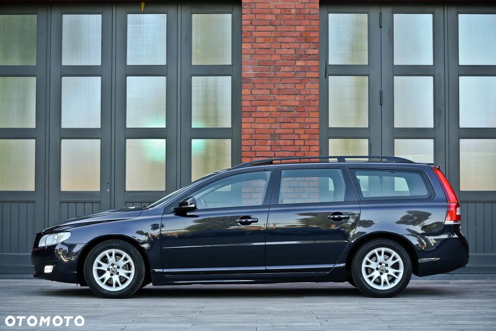 Volvo V70 D4 Geartronic Linje Svart - 9