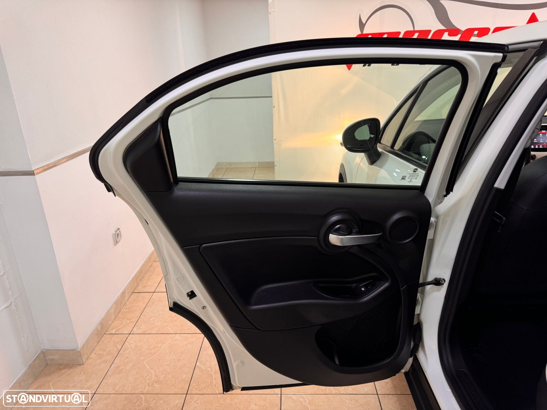 Fiat 500X 1.3 MJ City Cross - 32