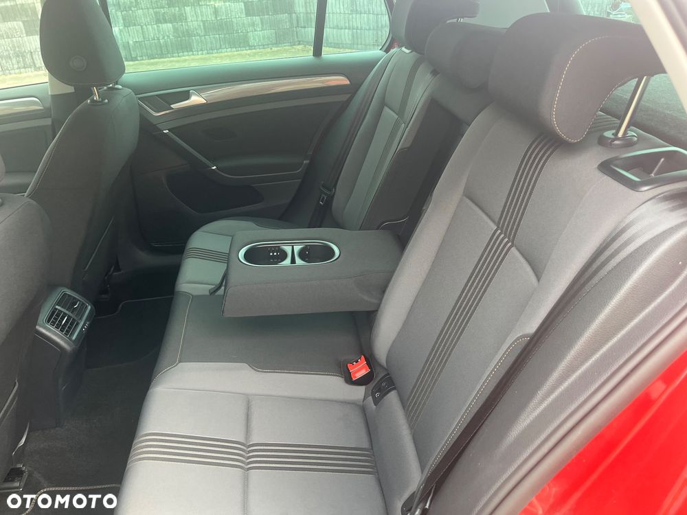 Volkswagen Golf 1.6 TDI BlueMotion Technology Comfortline - 10