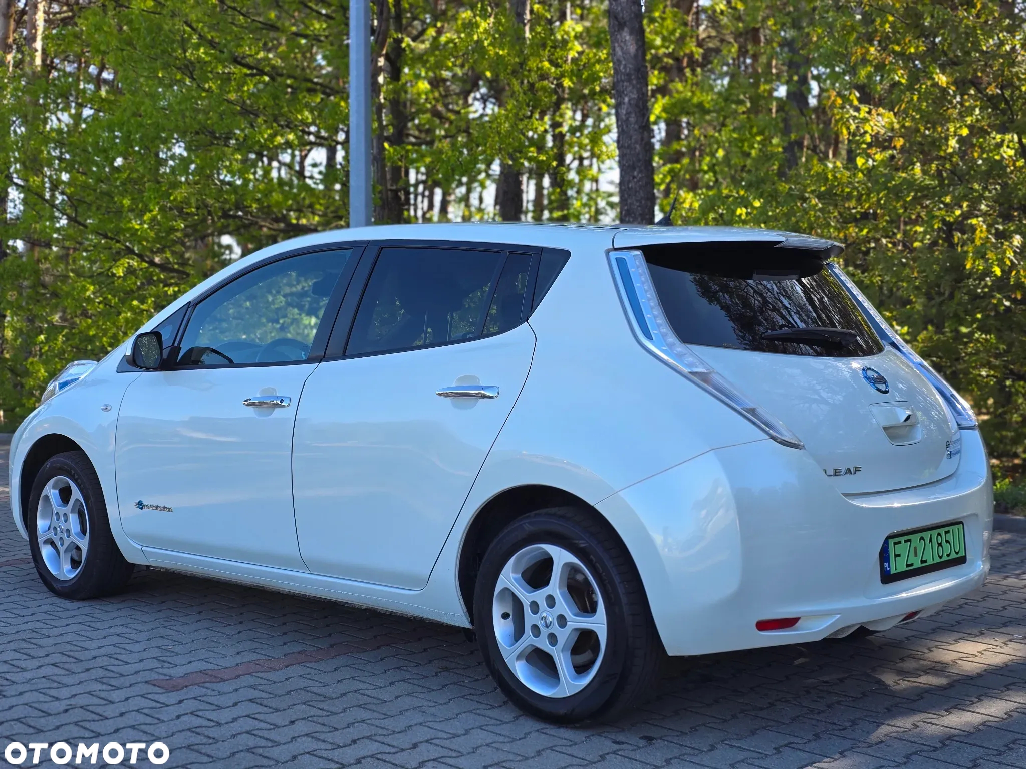 Nissan Leaf 30 kWh (mit Batterie) Tekna - 4
