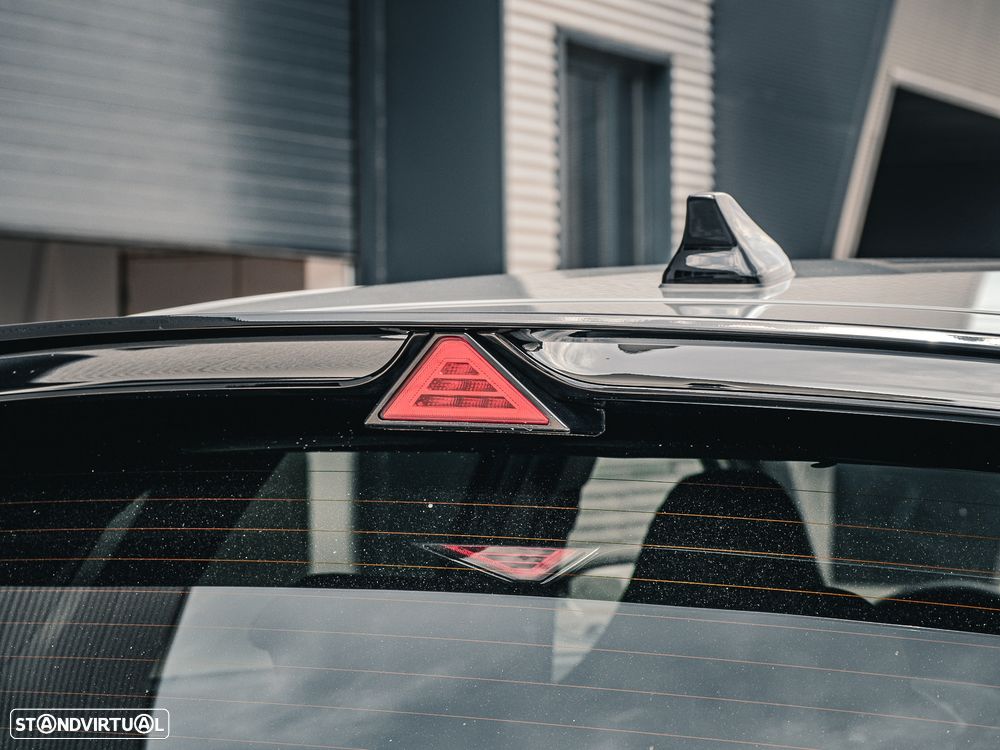 Hyundai i30 N 2.0 T-GDi Pack Performance 8DCT - 14