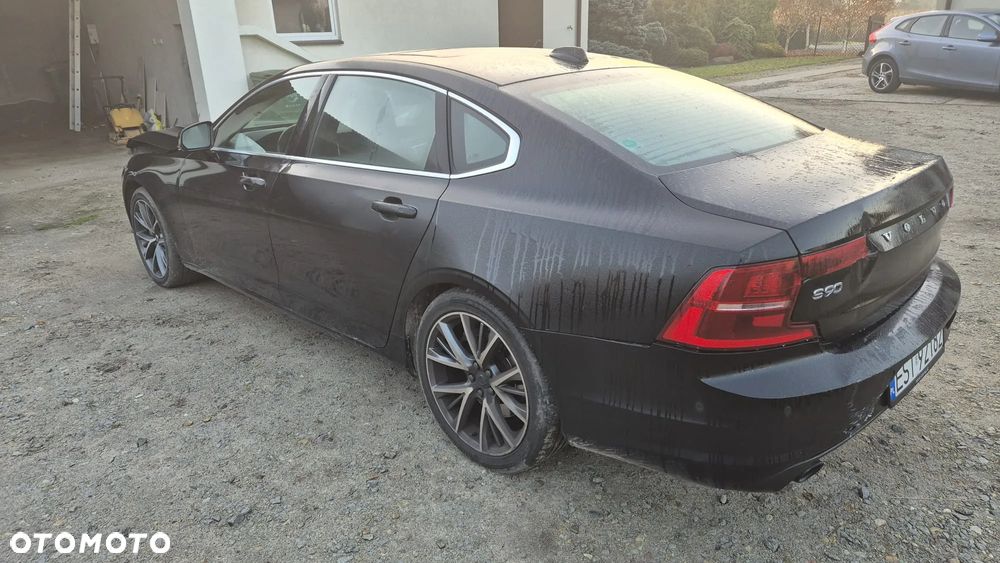 Volvo S90 - 1
