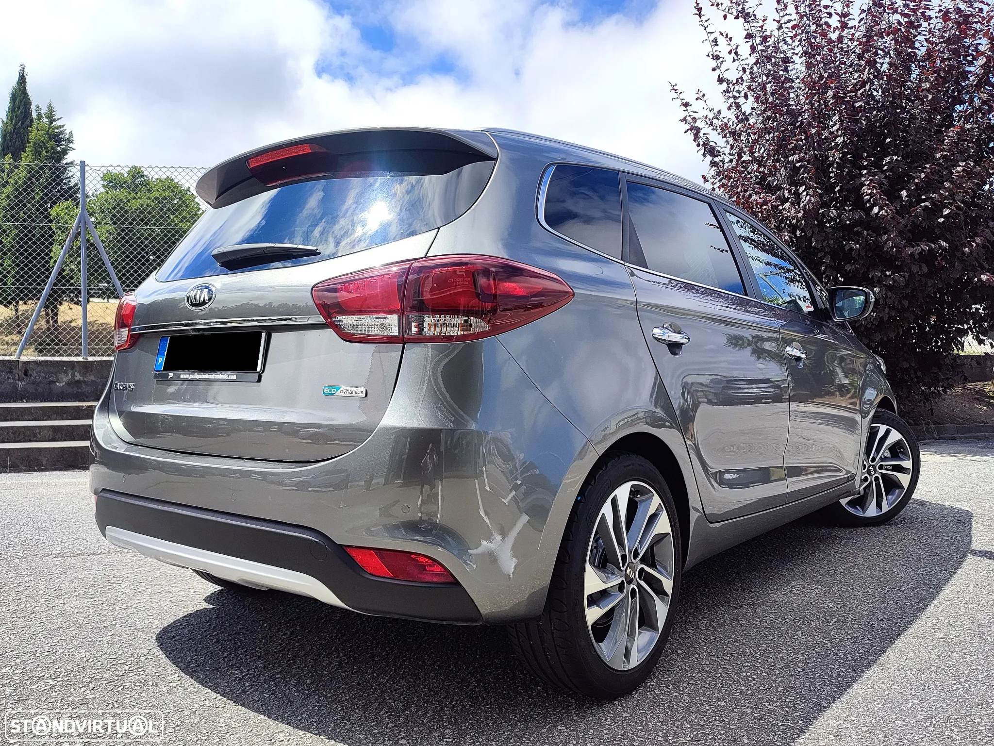 Kia Carens 1.7 CRDi ISG TX - 4