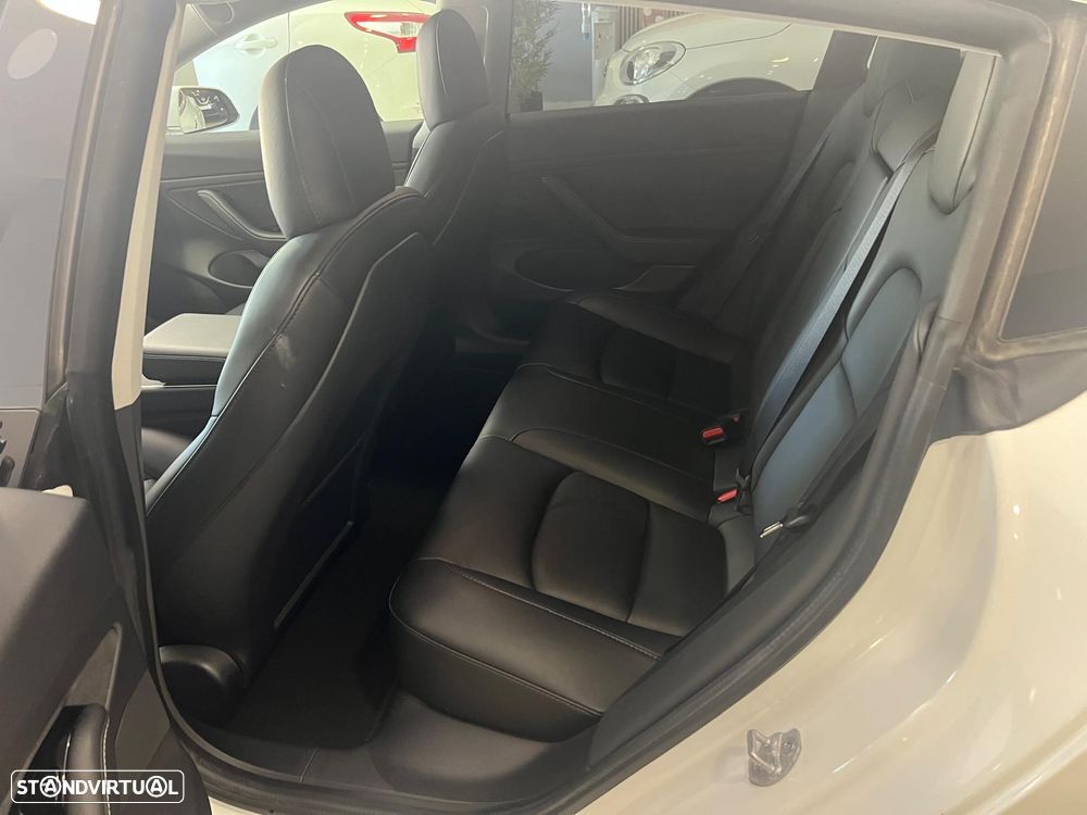 Tesla Model 3 Performance Dual Motor AWD - 26