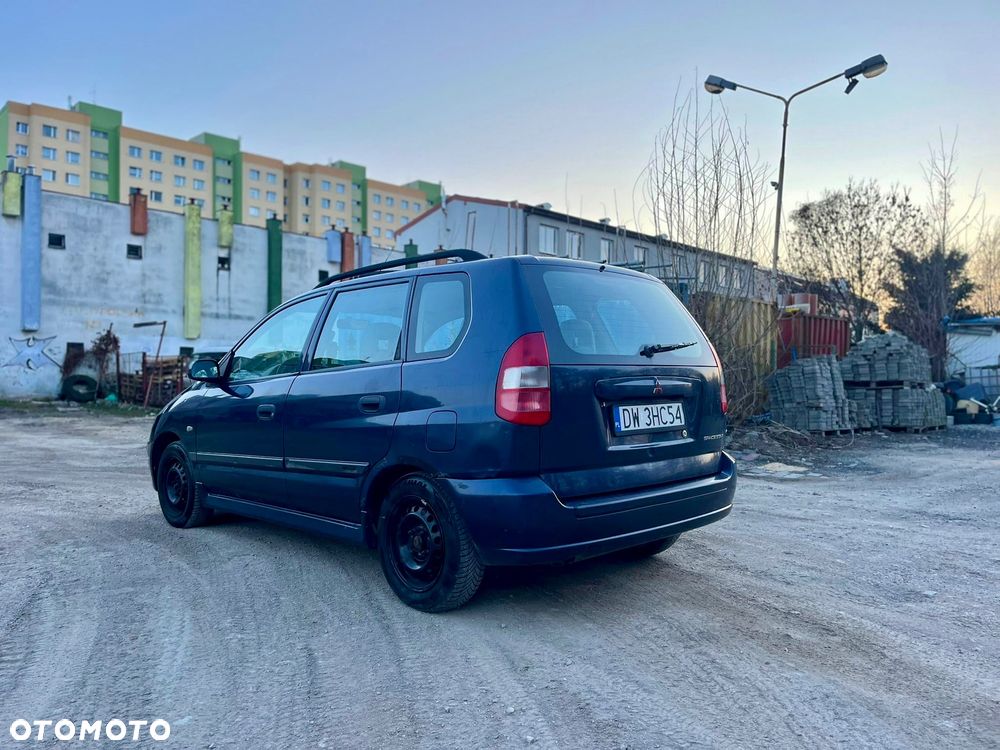 Mitsubishi Space Star - 7