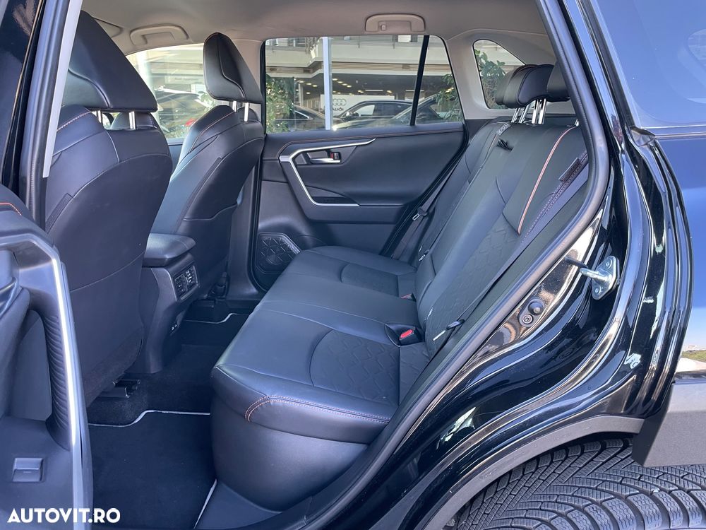 Toyota RAV4 2.5 4x4 Hybrid Adventure - 11