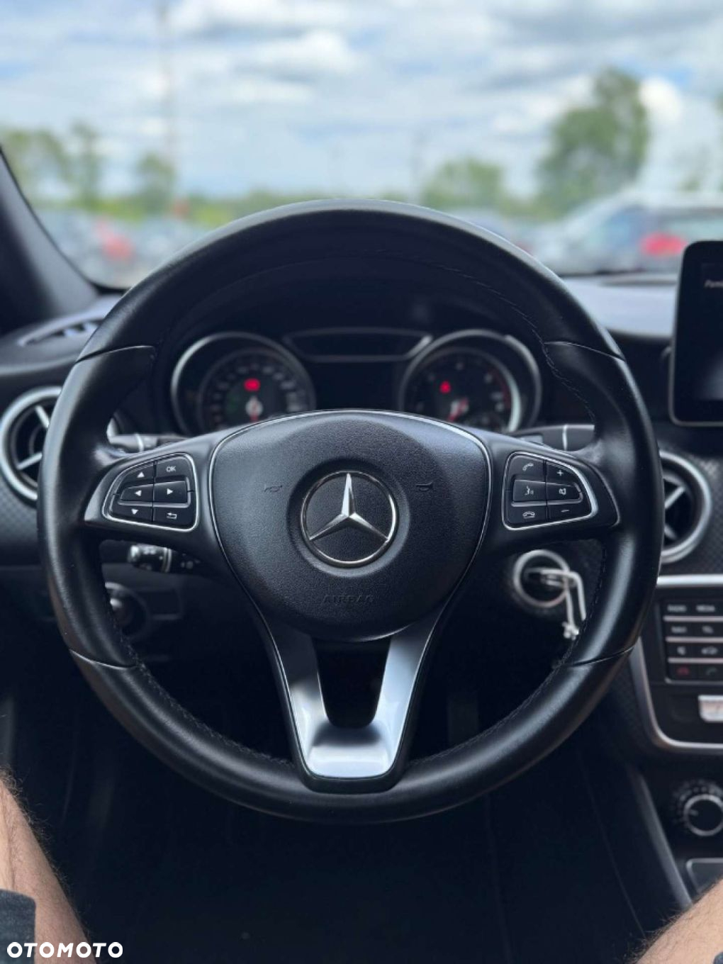 Mercedes-Benz Klasa A 180 CDI 7G-DCT AMG Line - 15