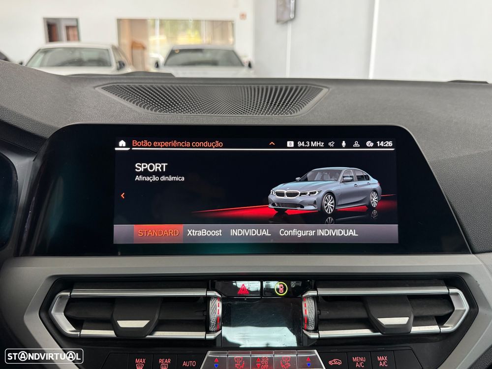 BMW 330 e Pack M Auto - 33