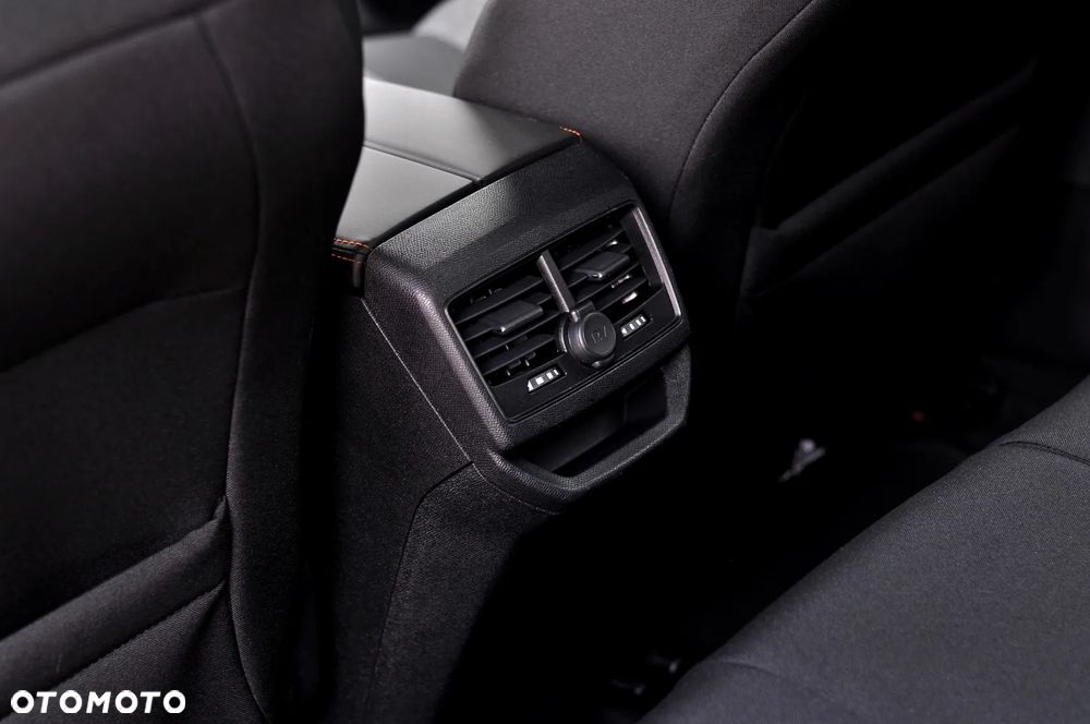 Peugeot 3008 1.2 PureTech Allure S&S - 19