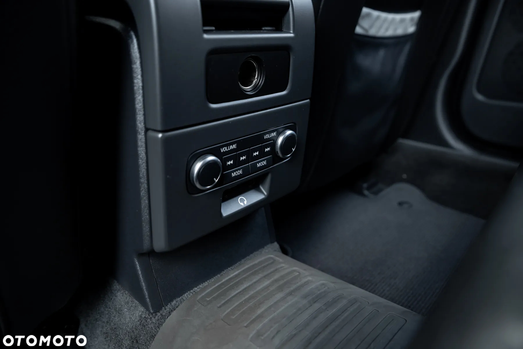 Volvo V70 - 25