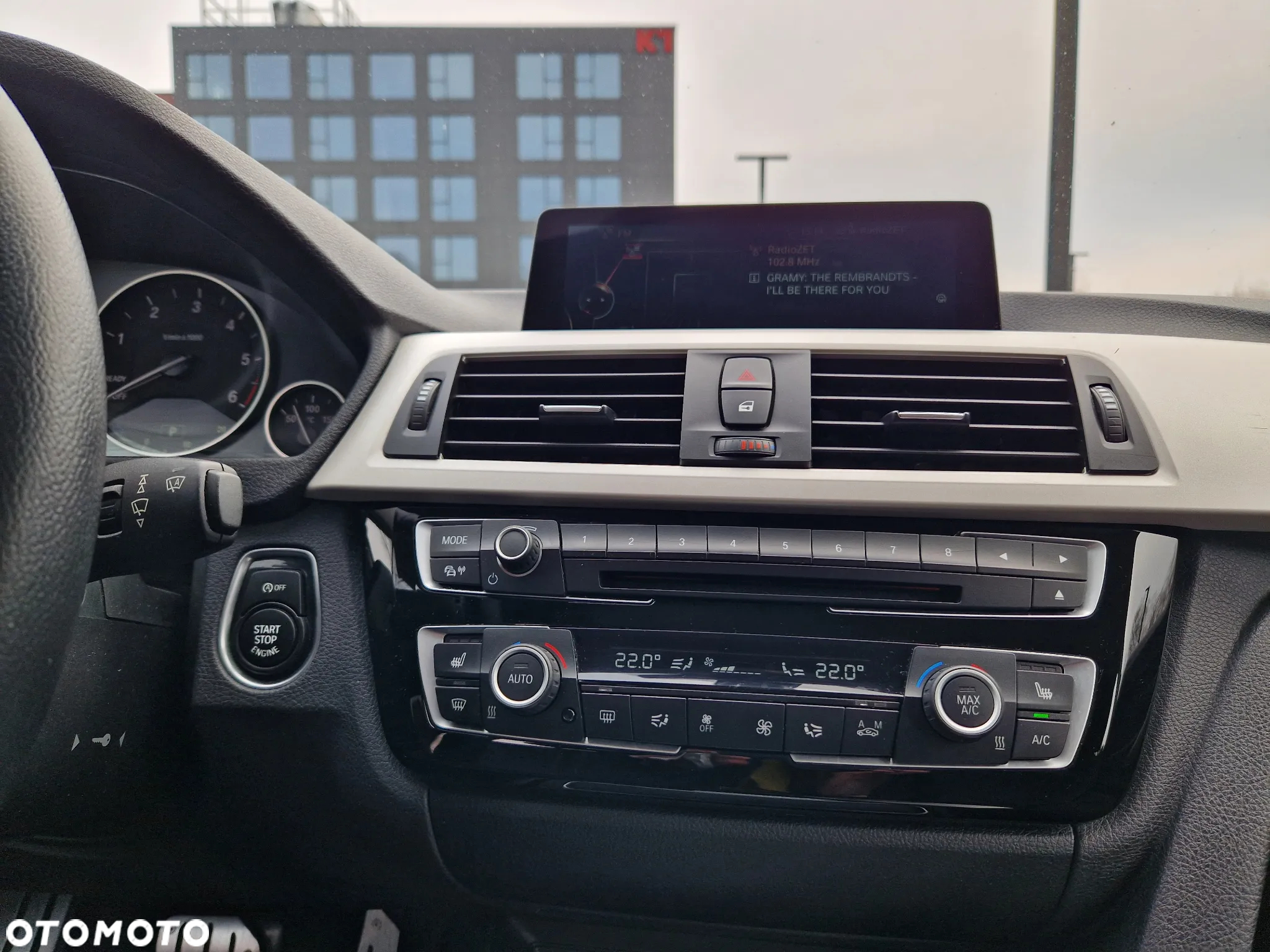 BMW Seria 3 318d Touring Advantage - 19