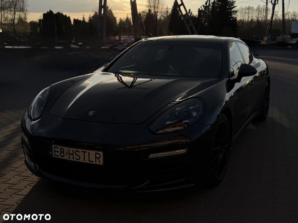 Porsche Panamera PDK - 13