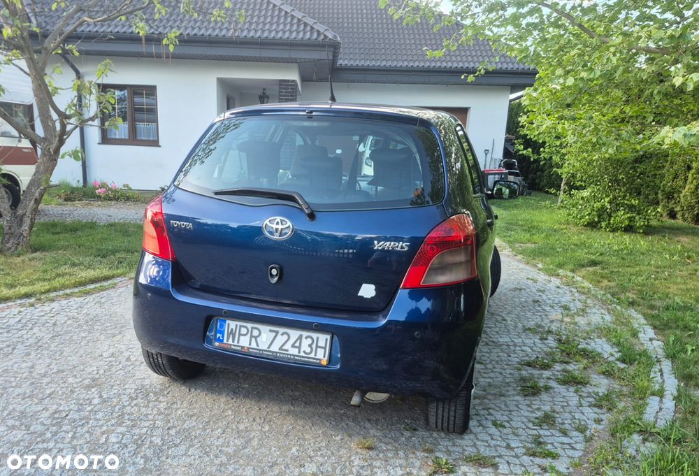 Toyota Yaris 1.3 Luna A/C - 6
