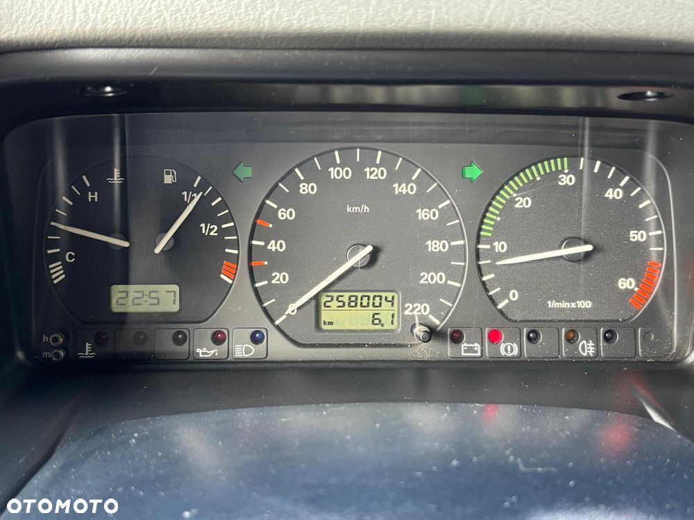 Volkswagen Transporter Mixt - 32