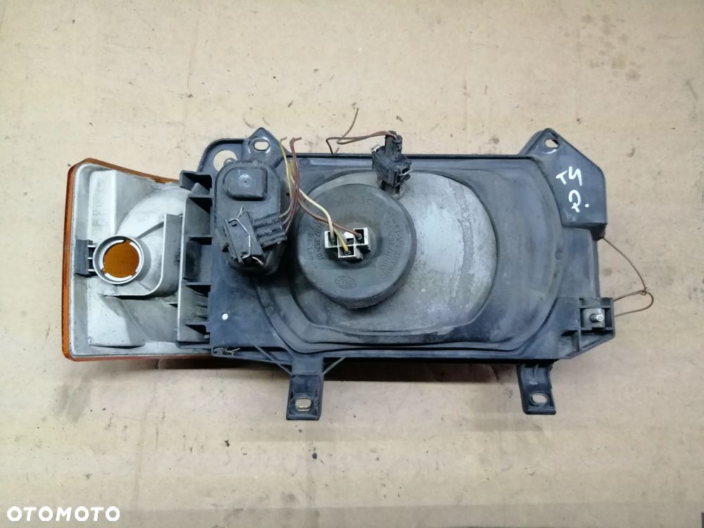 Volkswagen Transporter T4 komplet lamp przednich z kierunkami za 199zł - 13