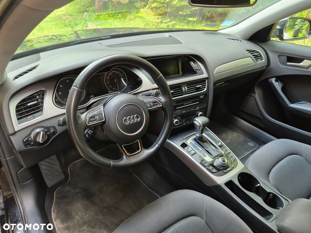Audi A4 Avant 3.0 TDI Quattro S tronic - 11