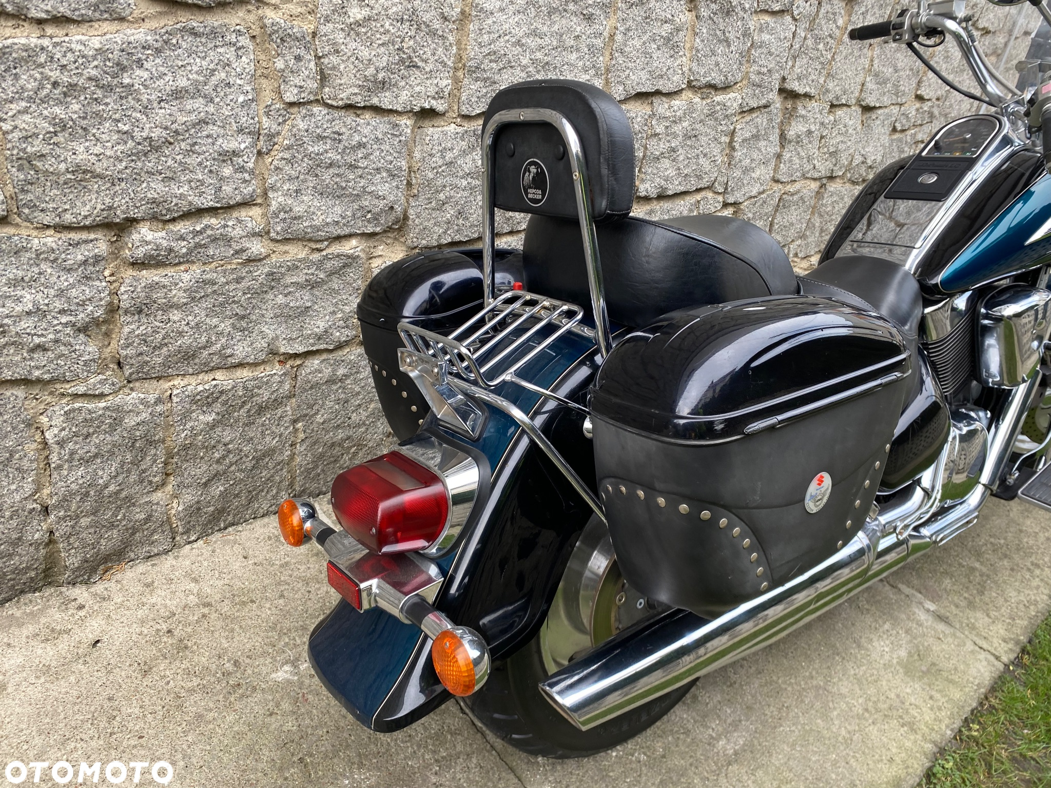 Suzuki Intruder - 4