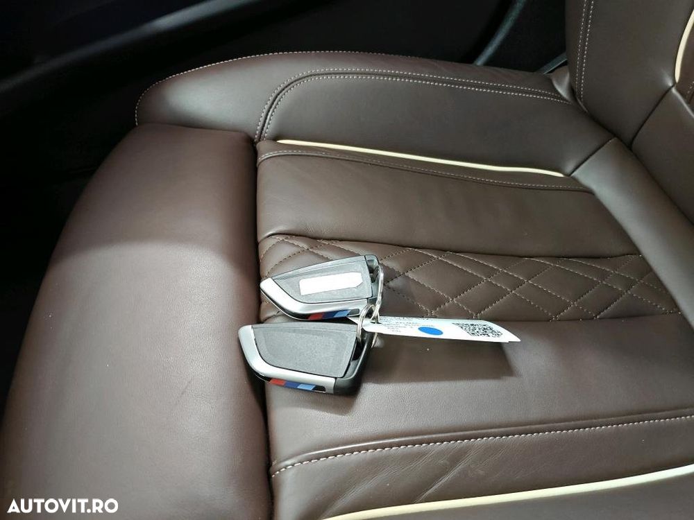 BMW Seria 5 520i Aut. - 10