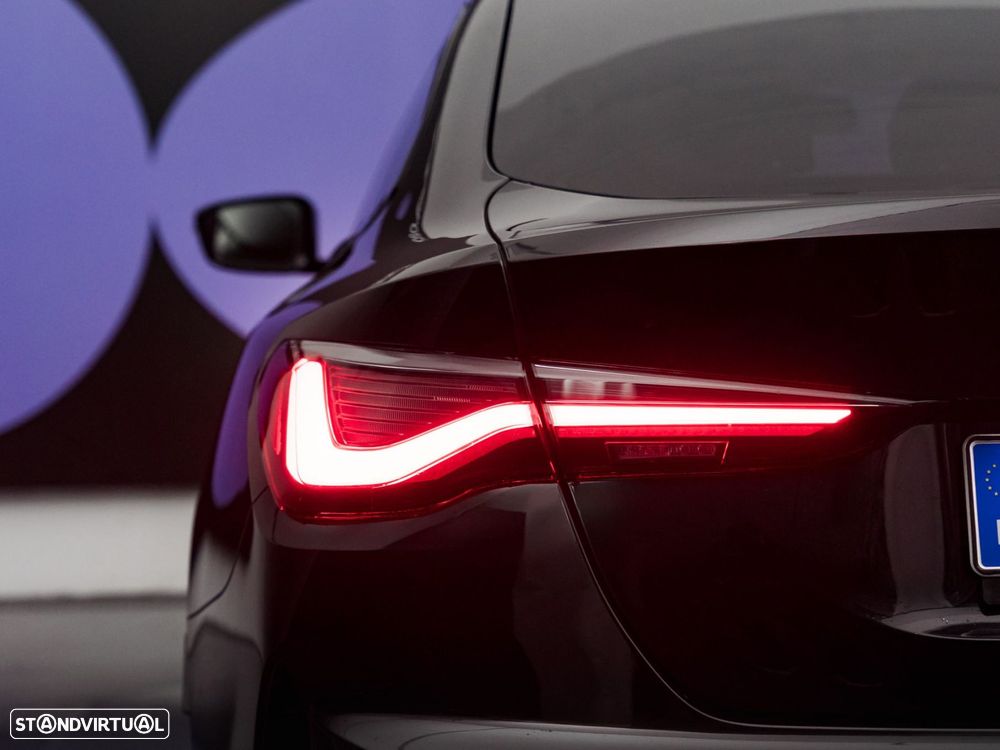 BMW 420 Gran Coupé i Pack Desportivo M Auto - 10