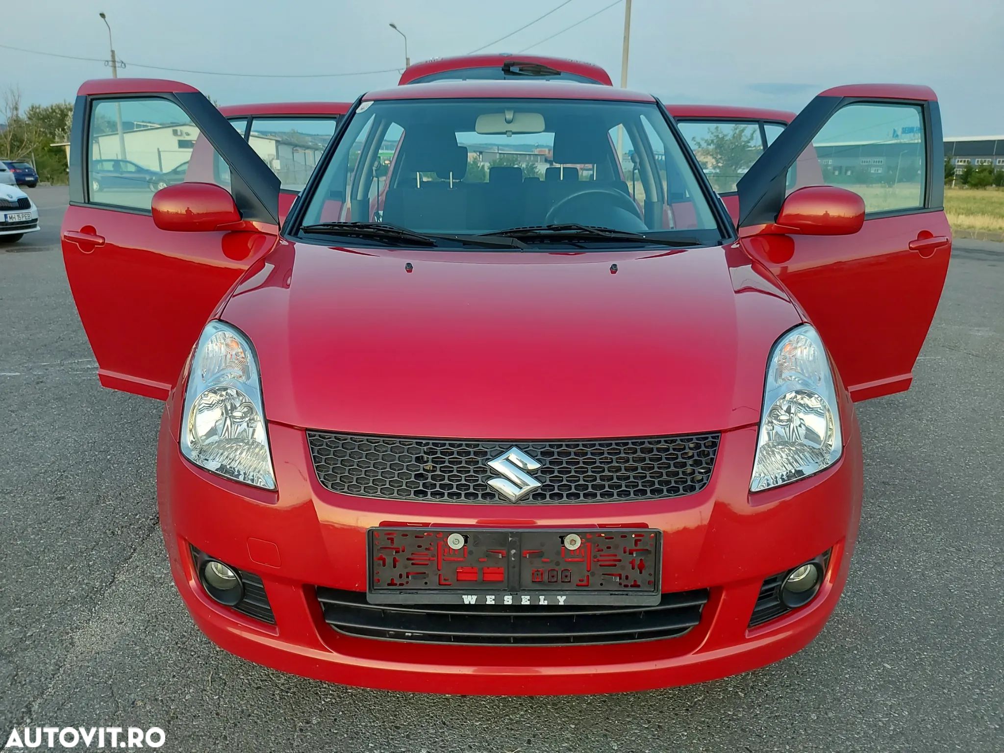Suzuki Swift - 1