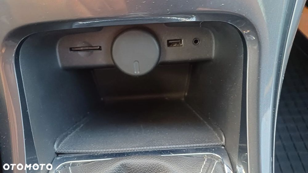 Opel Astra 2.0 CDTI DPF SportsTourer Exklusiv - 16