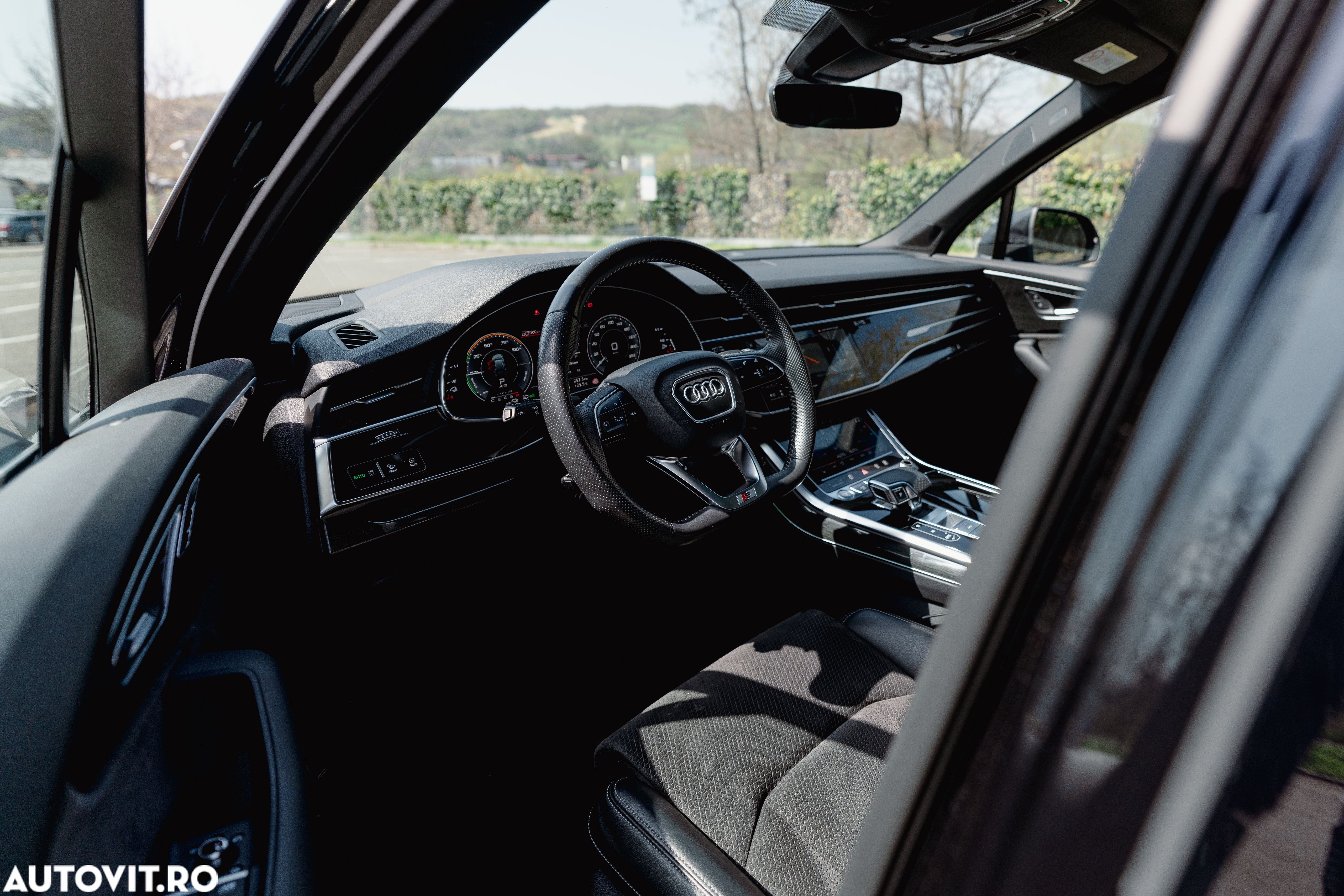 Audi Q7 3.0 55 TFSIe quattro Tiptronic S Line - 7