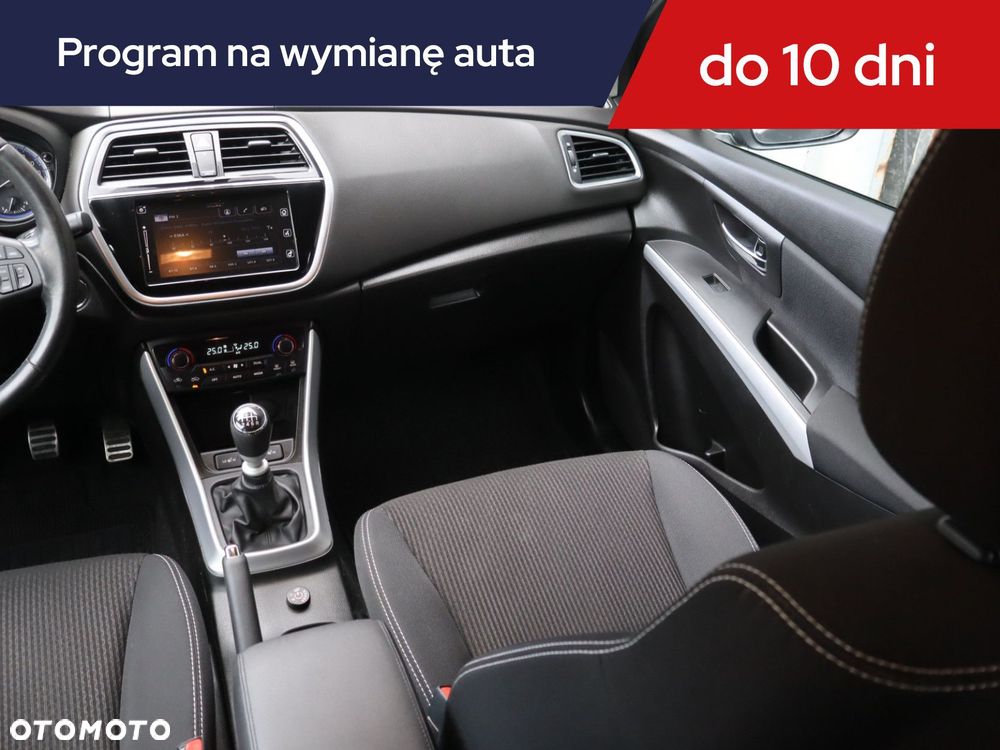 Suzuki SX4 S-Cross - 10
