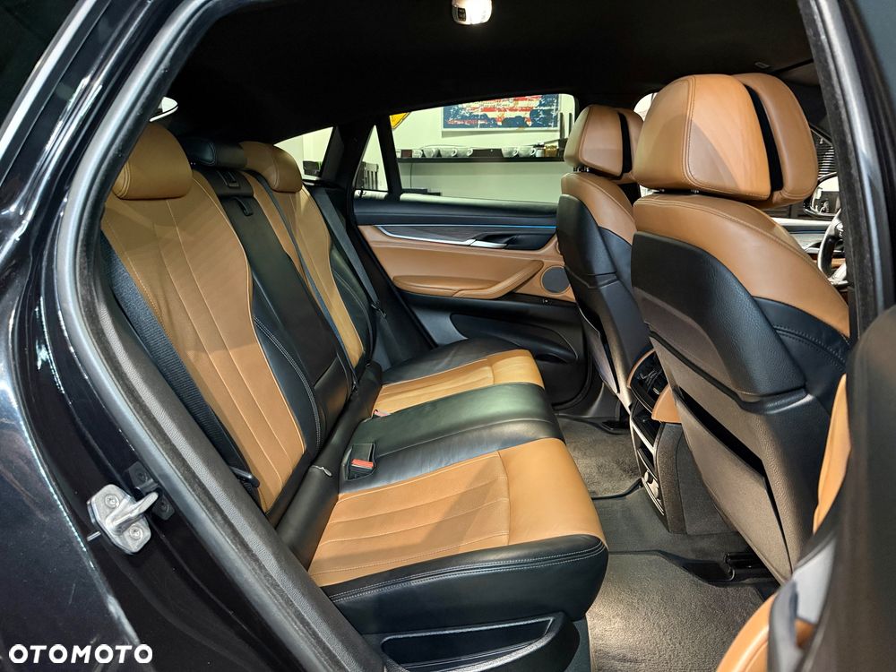BMW X6M - 25