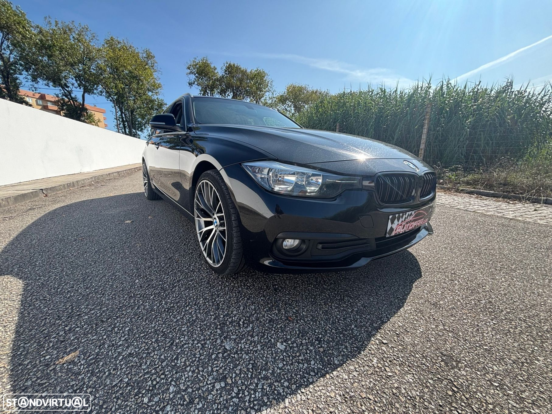 BMW 318 d Touring Advantage Auto - 2