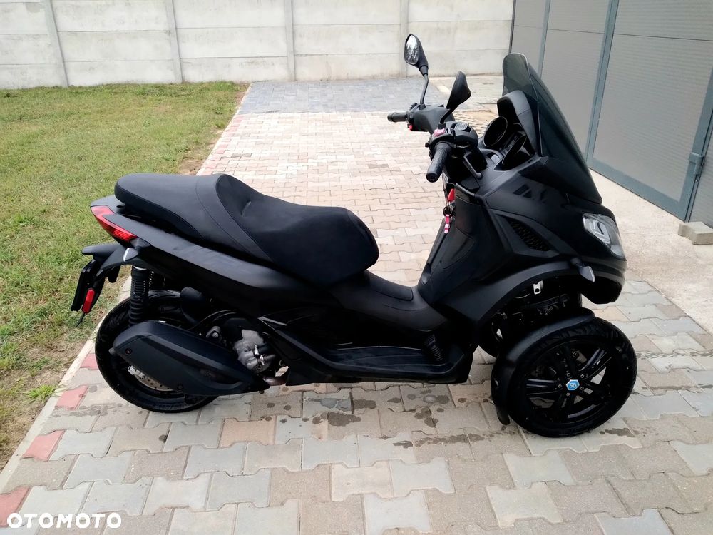 Piaggio MP-3 - 6