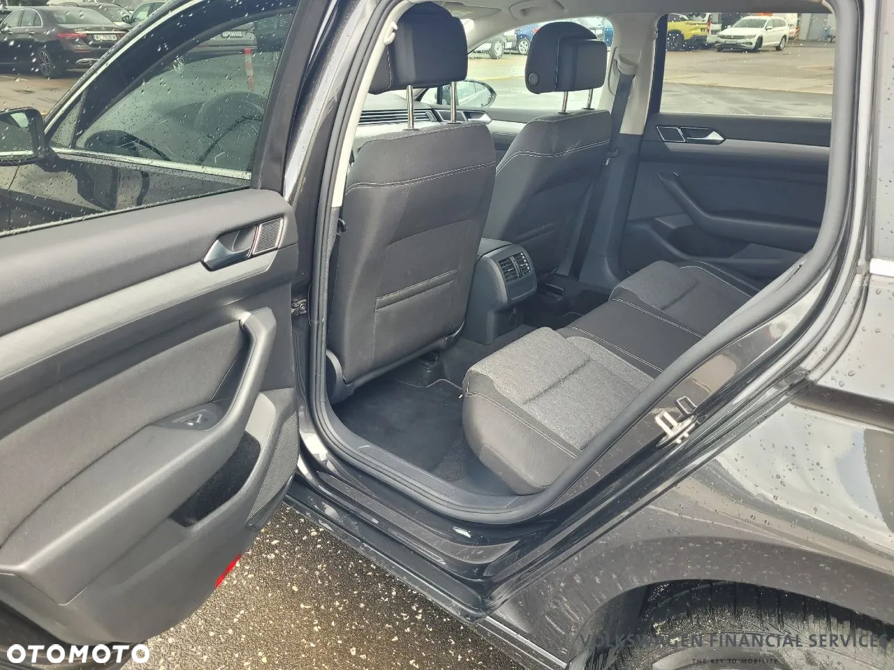 Volkswagen Passat 2.0 TDI EVO Business DSG - 9