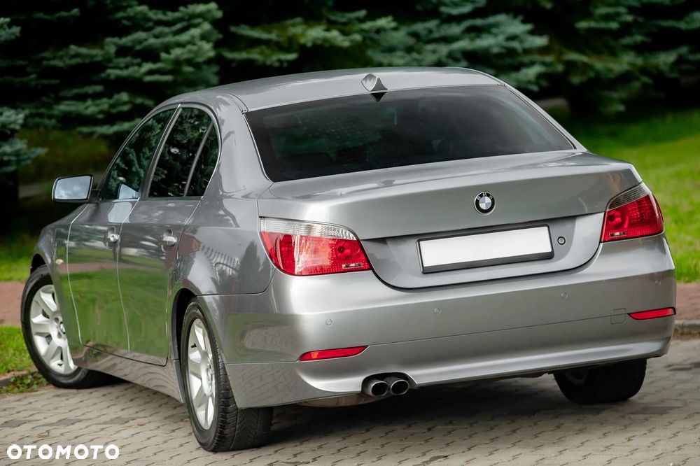 BMW Seria 5 525i - 9