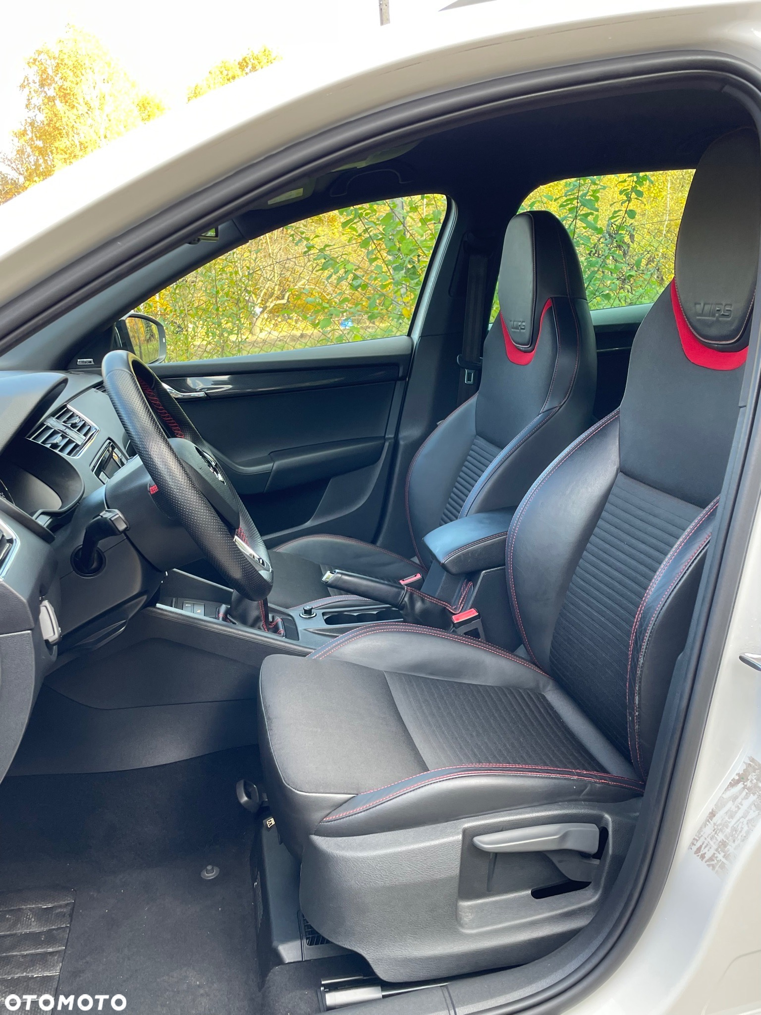 Skoda Octavia Combi 2.0 TDI RS - 18