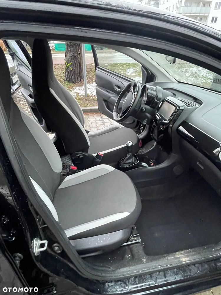 Toyota Aygo x-clusiv - 14