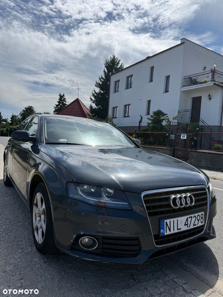 Audi A4 Avant - 4