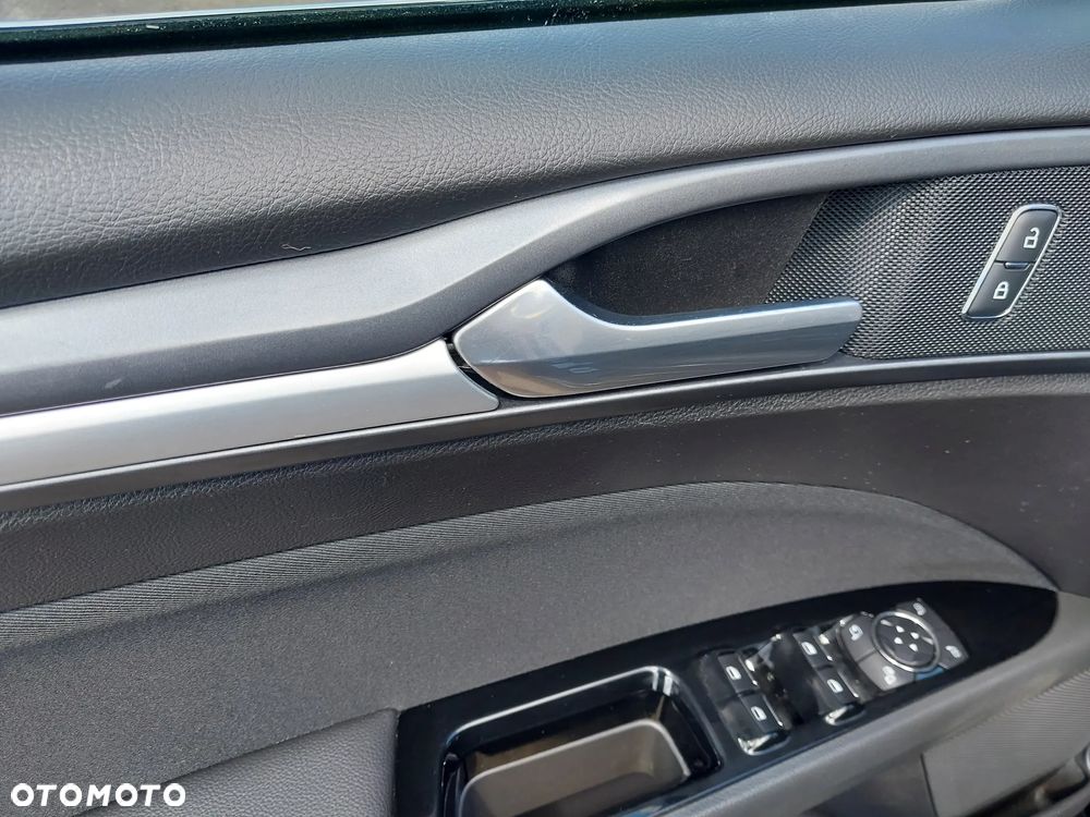 Ford Mondeo 1.5 EcoBoost ST-Line - 12