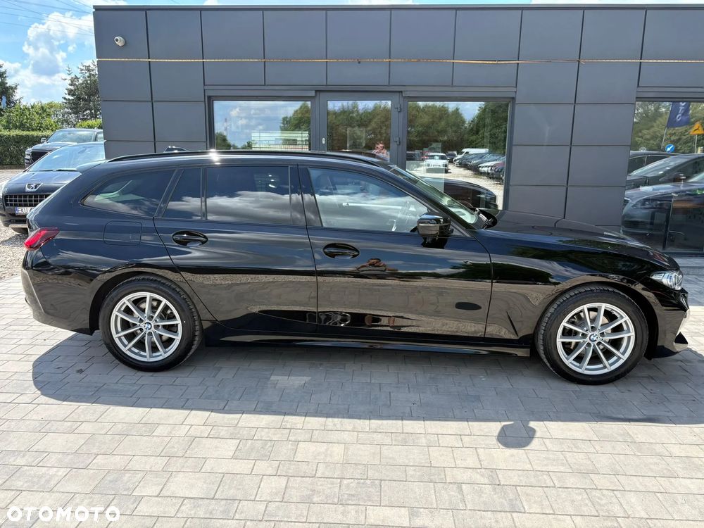 BMW Seria 3 318d - 4