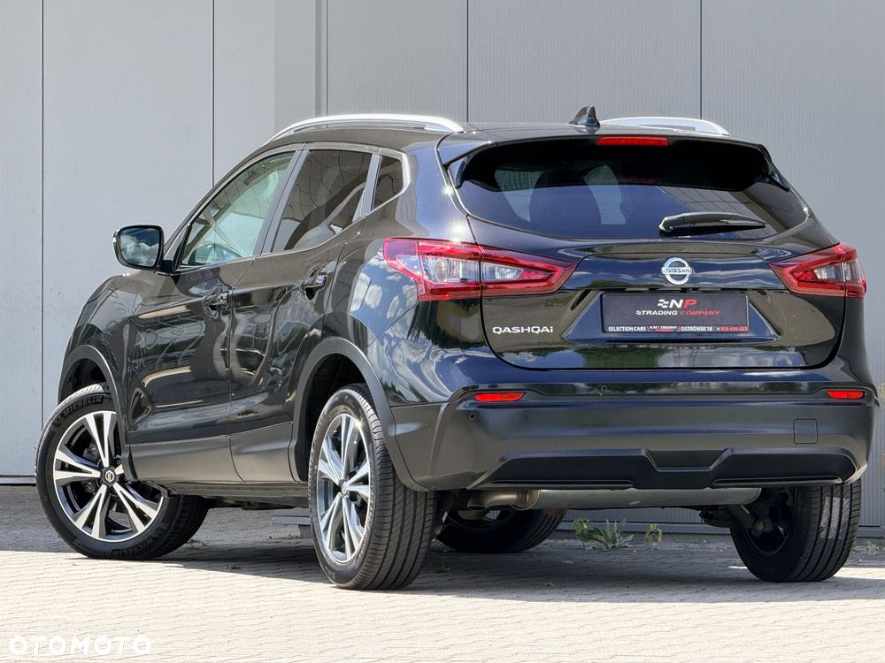 Nissan Qashqai 1.3 DIG-T N-WAY - 4