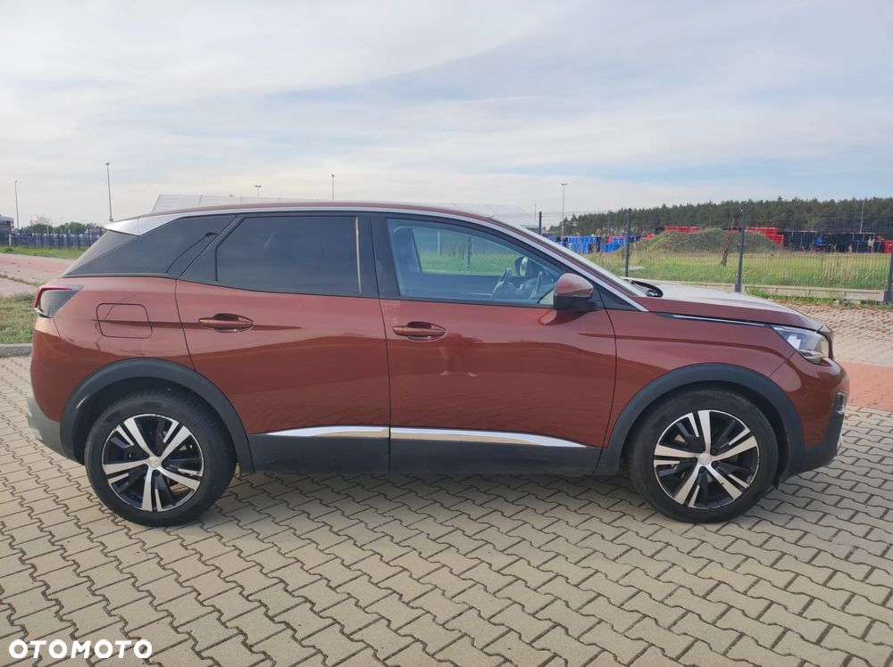 Peugeot 3008 2.0 BlueHDi Allure S&S - 4