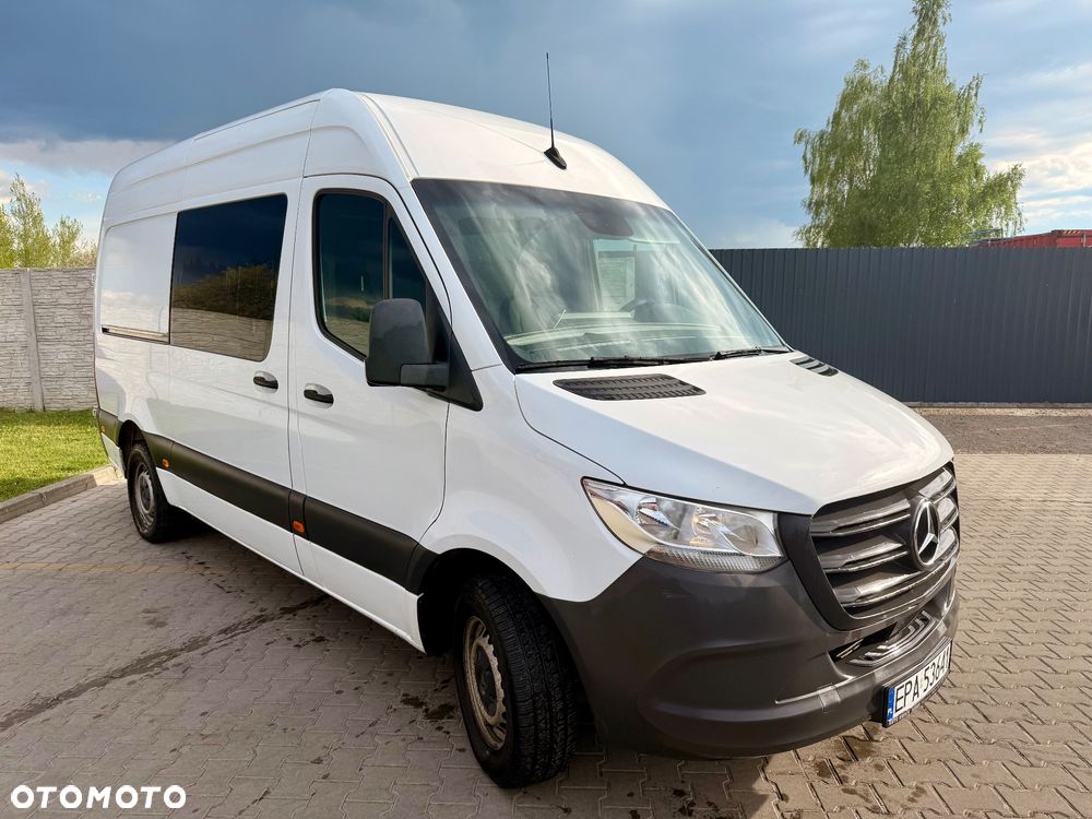Mercedes-Benz Sprinter - 39