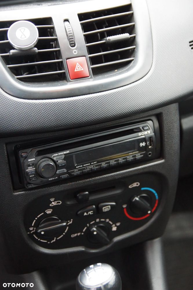 Peugeot 206 plus 1.1 Presence - 6