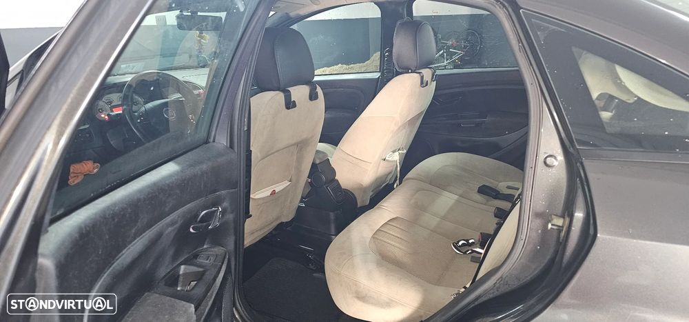 Fiat Linea 1.3 M-Jet Emotion - 9