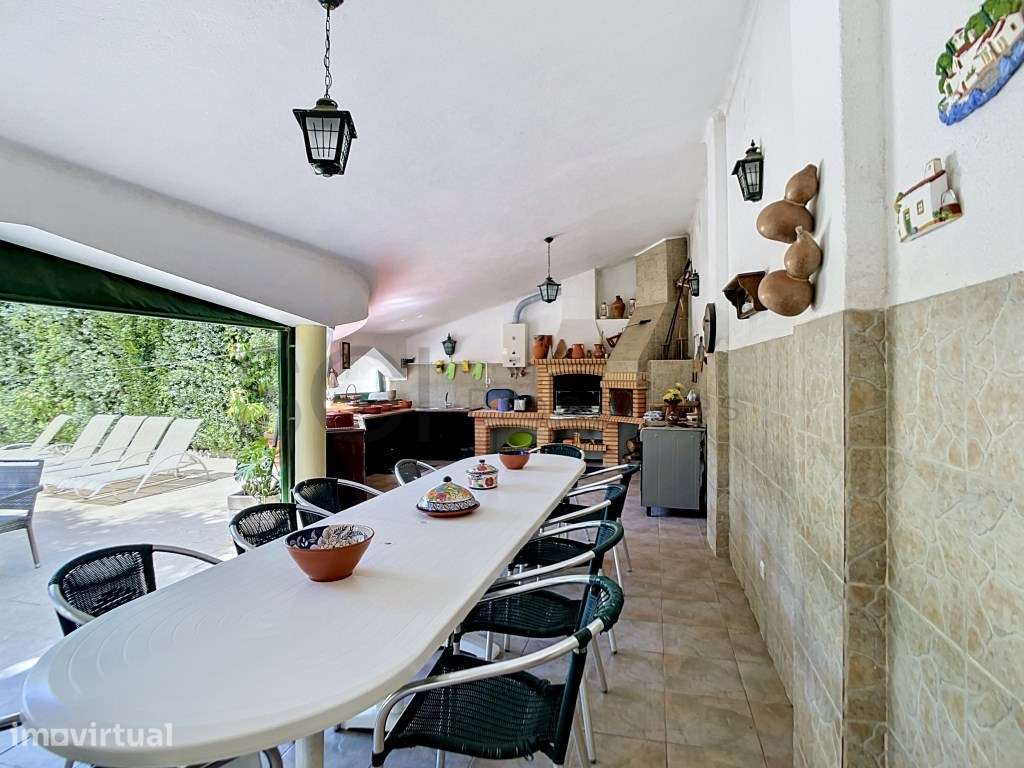 Moradia T6 em Azeitão com piscina e 712 m² de terreno. - Grande imagem: 4/37