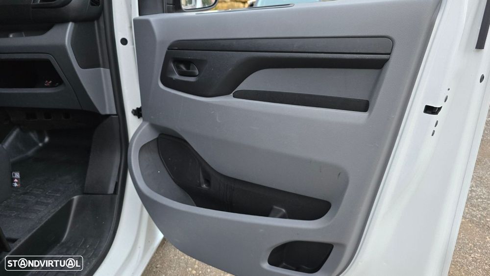 Peugeot Expert 2.0 BlueHDi L2H1 Standard EAT8 - 47